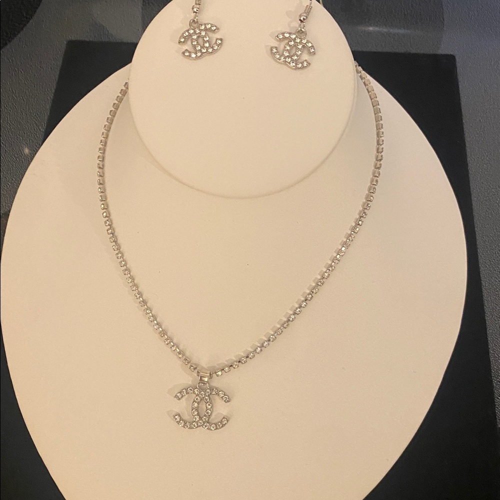 Gold-Tone Interlocking CC Pendant Necklace & Earrings Set